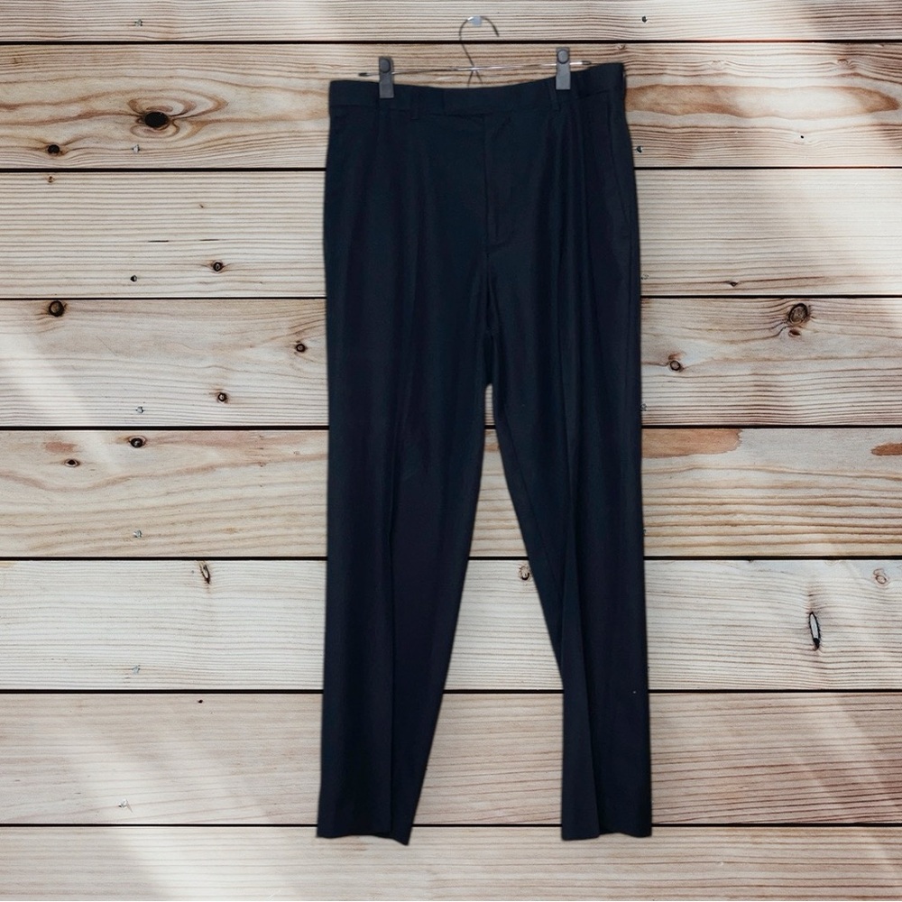 Perry Ellis men’s lightweight slacks